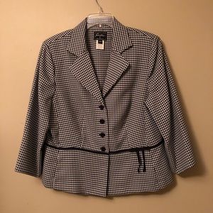 Mini houndstooth checkerboard skirtsuit, 16W